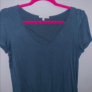 Flowy & Soft dark green shirt